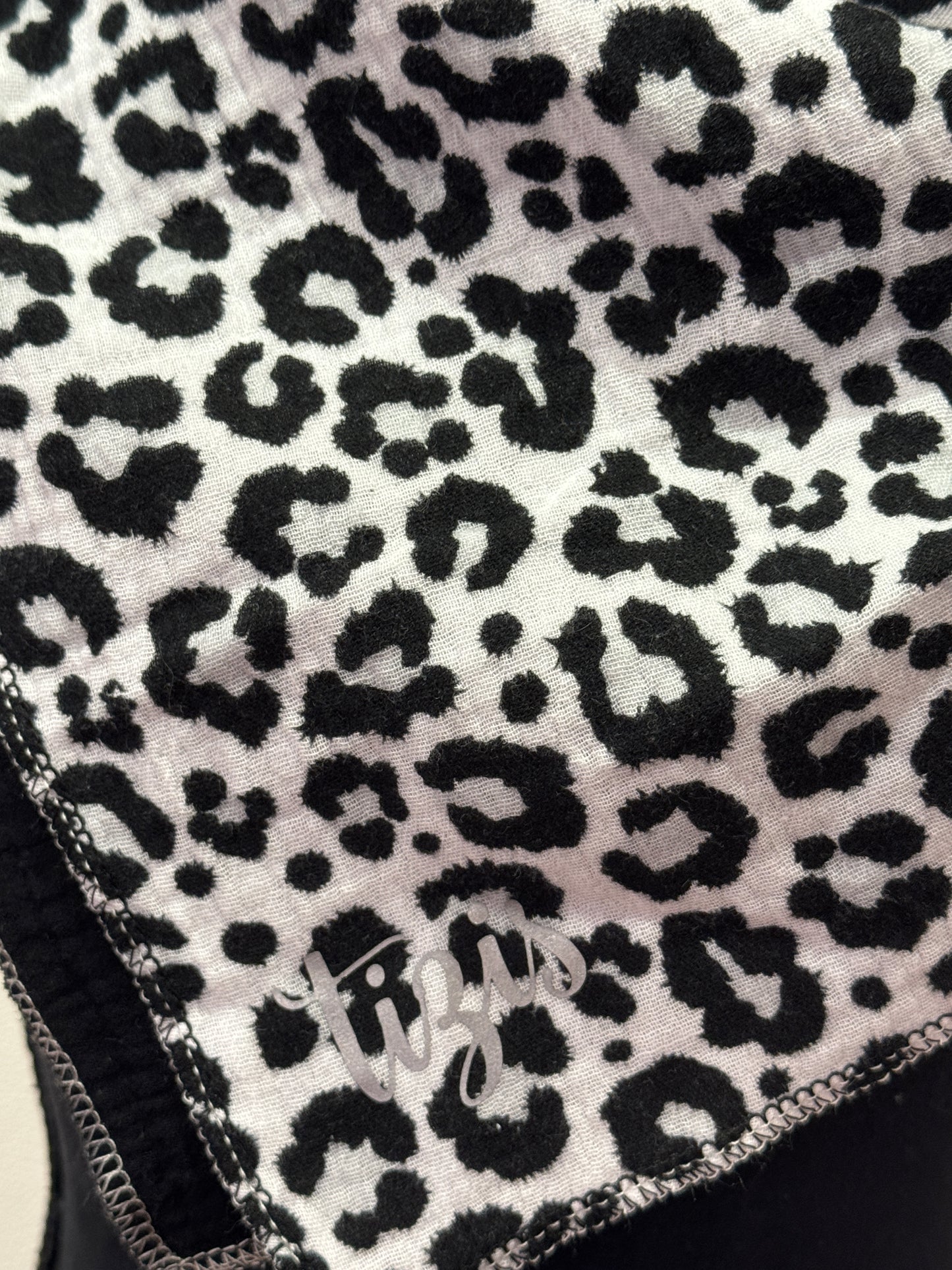 Musselin Halstuch-Leopard/schwarz