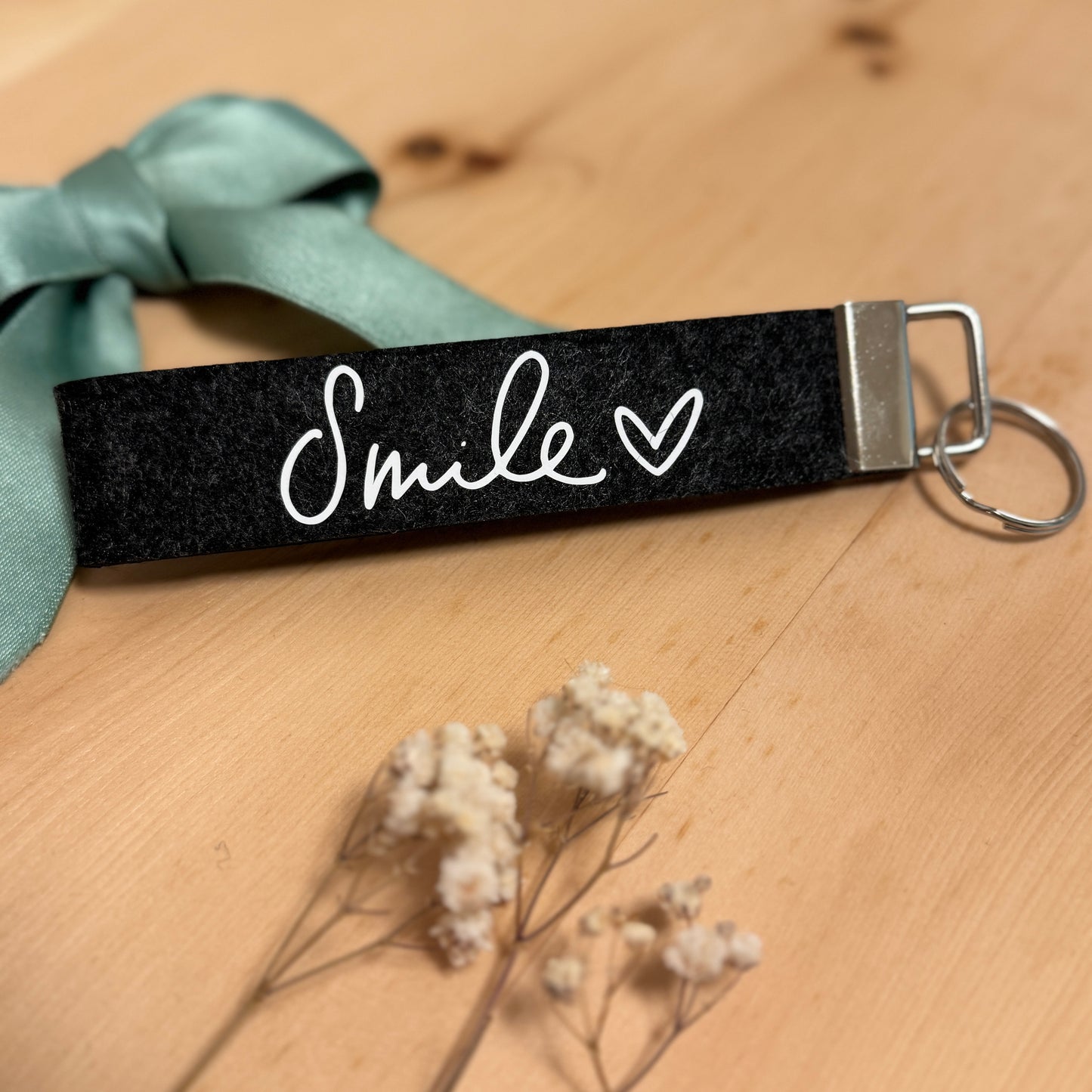 Filz-Schlüsselanhänger- Smile