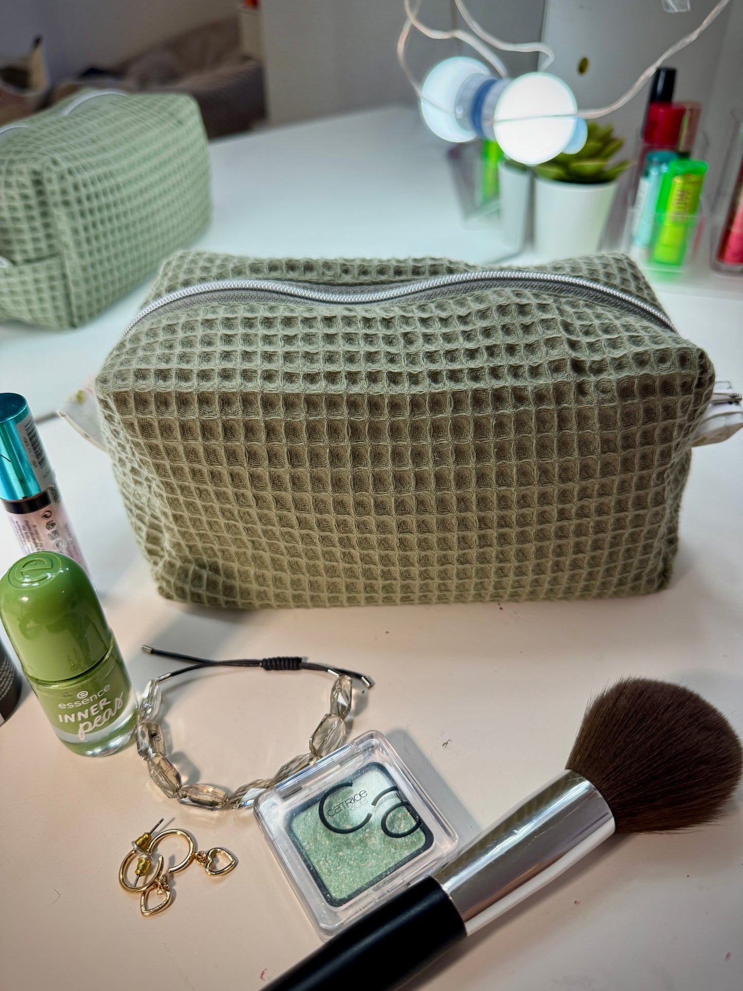 olive - Floral (waffelpique/ Innenstoff Baumwolle)