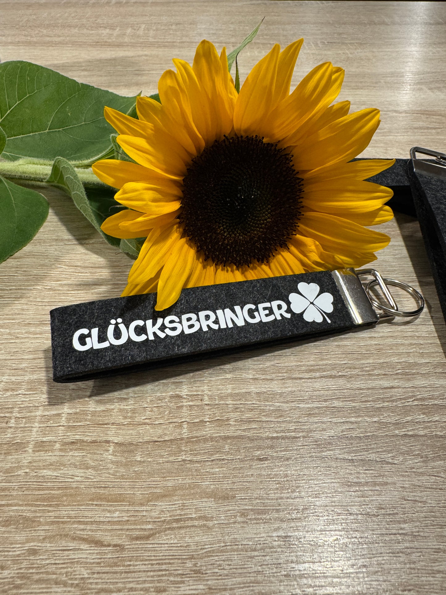 Filz-Schlüsselanhänger-Glücksbringer