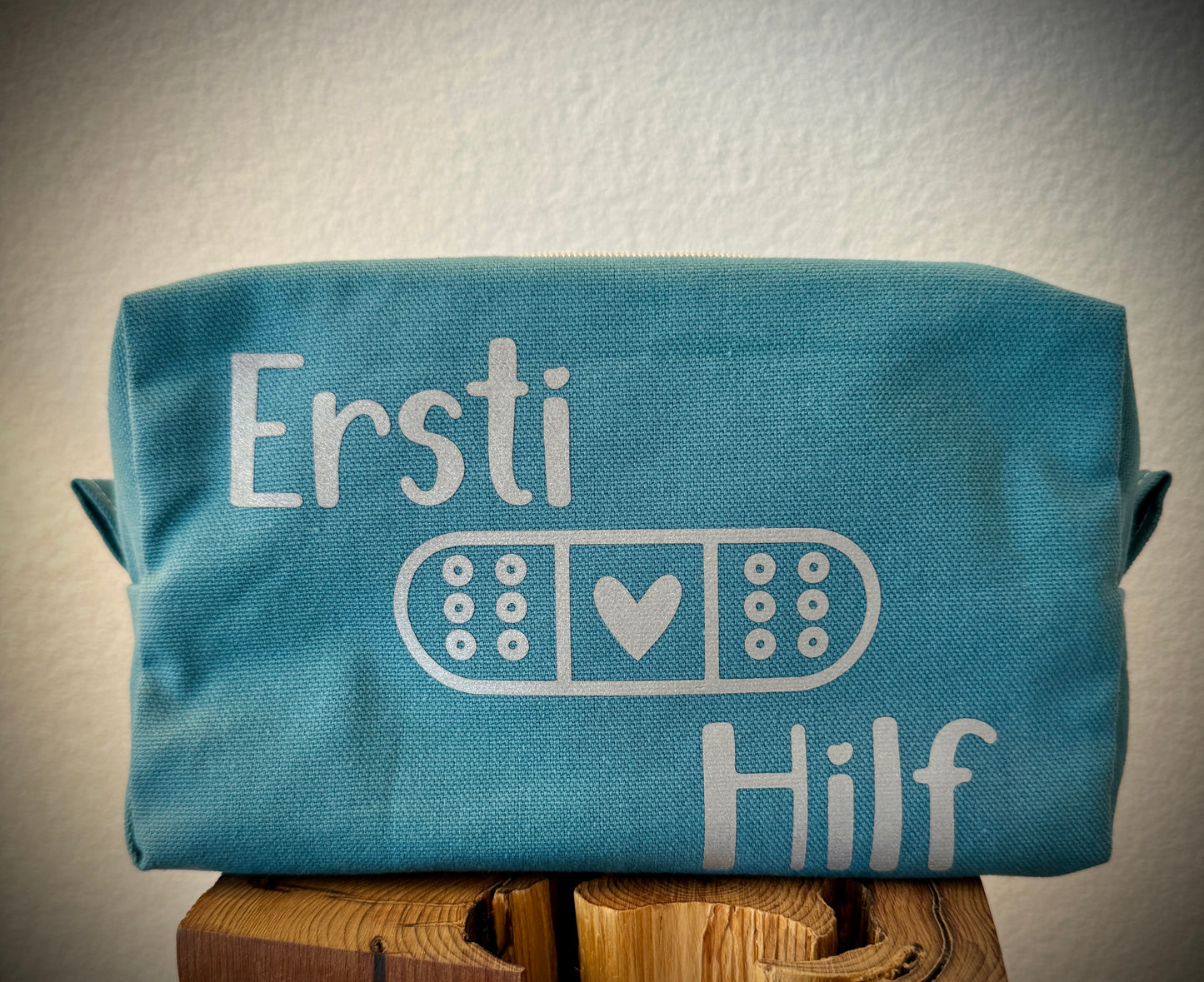 Ersti Hilf (Canvas / Innenstoff beschichtet)