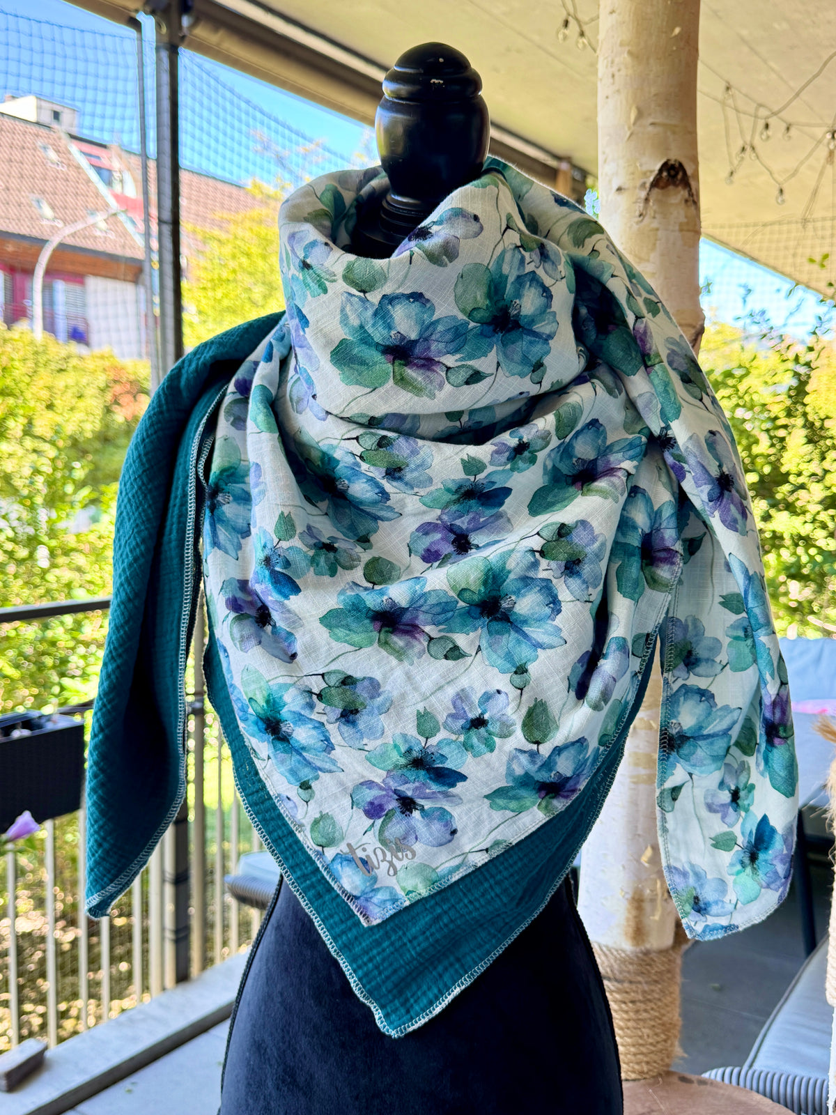 Musselin Halstuch - blaui Blueme