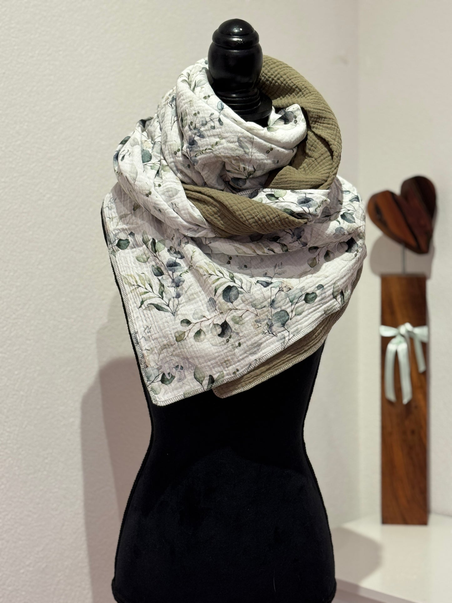 Musselin Halstuch - Eukalyptus Zweige/grüän