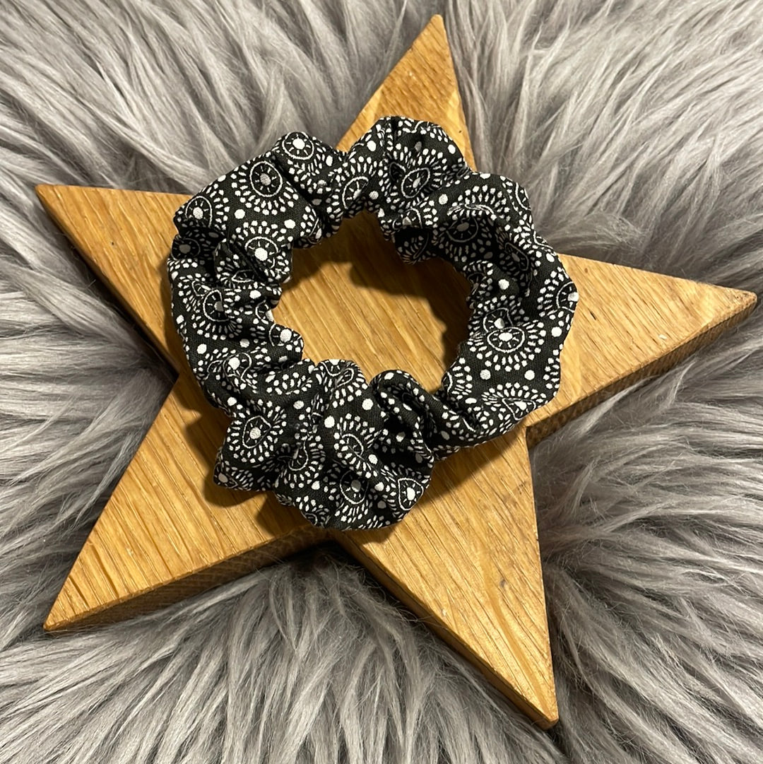 Blackmandala