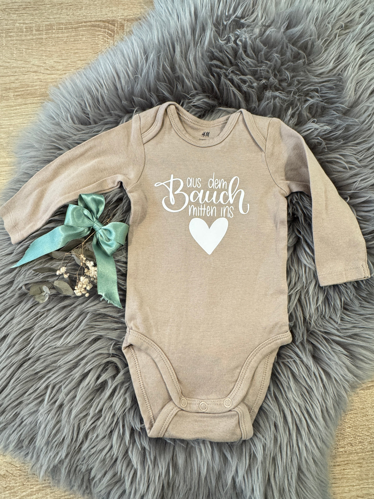 Baby-Body aus dem Bauch mitten ins 🖤 (langarm)