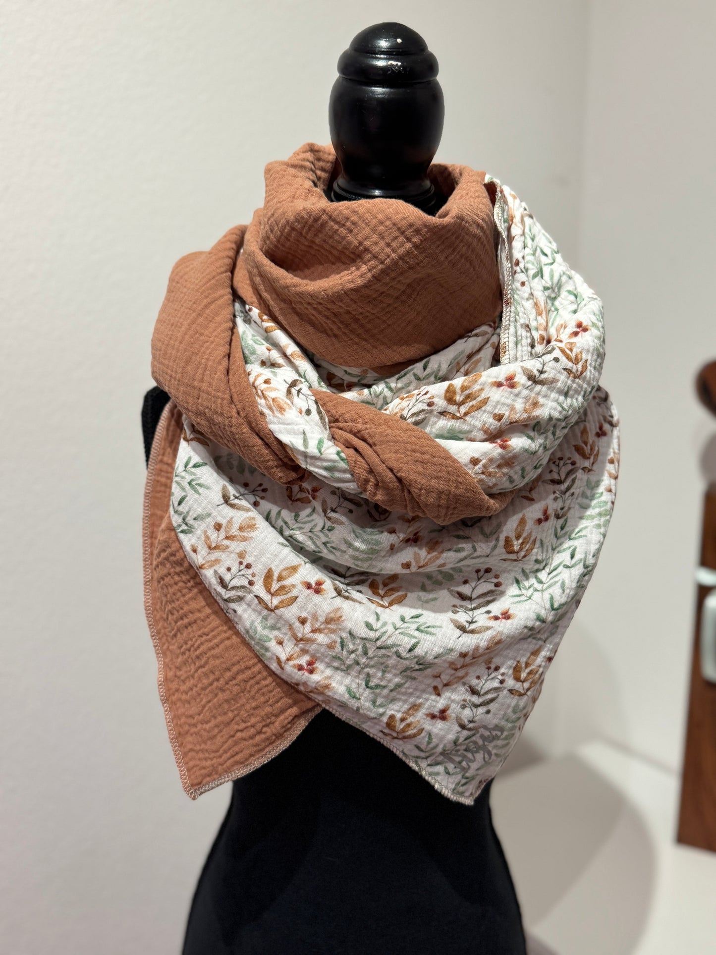 Musselin Halstuch - chlini Zwyg caramel