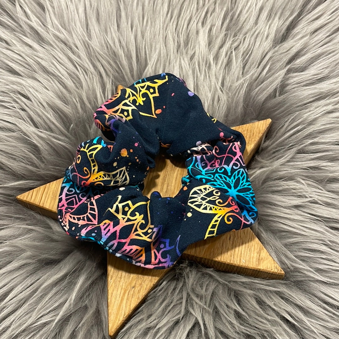 Bunti-Ornamänt
