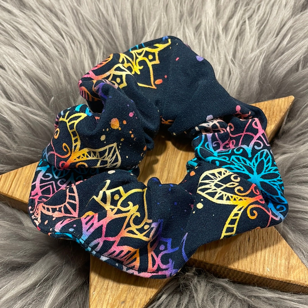 Bunti-Ornamänt