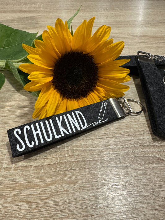 Filz-Schlüsselanhänger-Schulkind